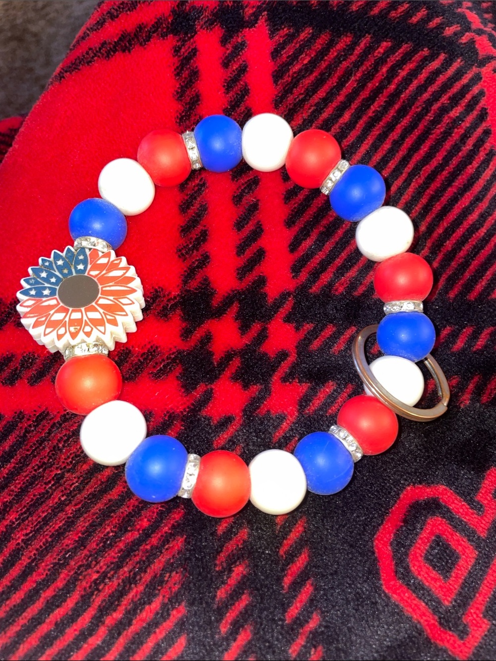 Patriotic Red, White & Blue Beaded Stretch wristlet